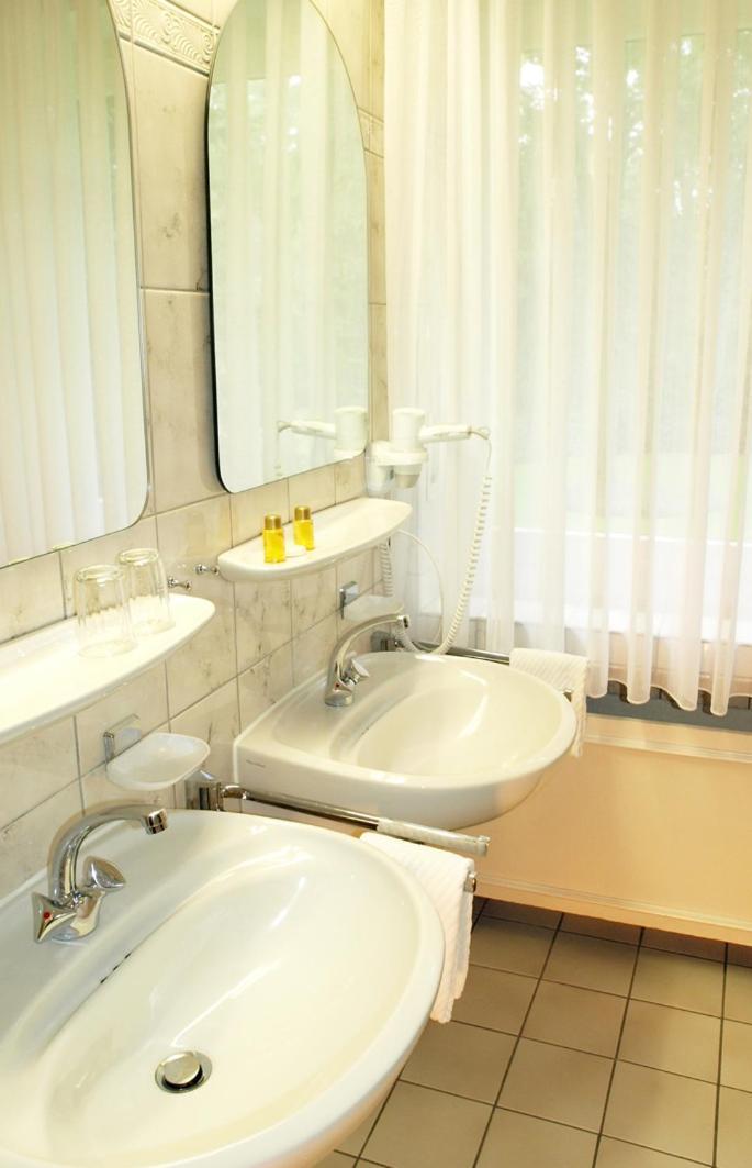 Heidehotel Waldhuette Тельгте Экстерьер фото